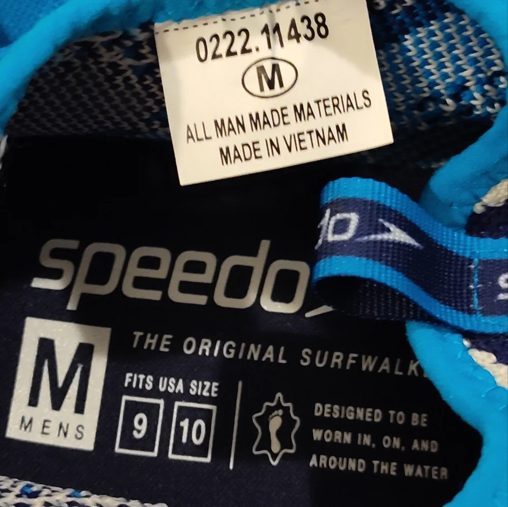 NWT!! MEN'S SPEEDO WATER SHOES (Sz Medium 9-10)